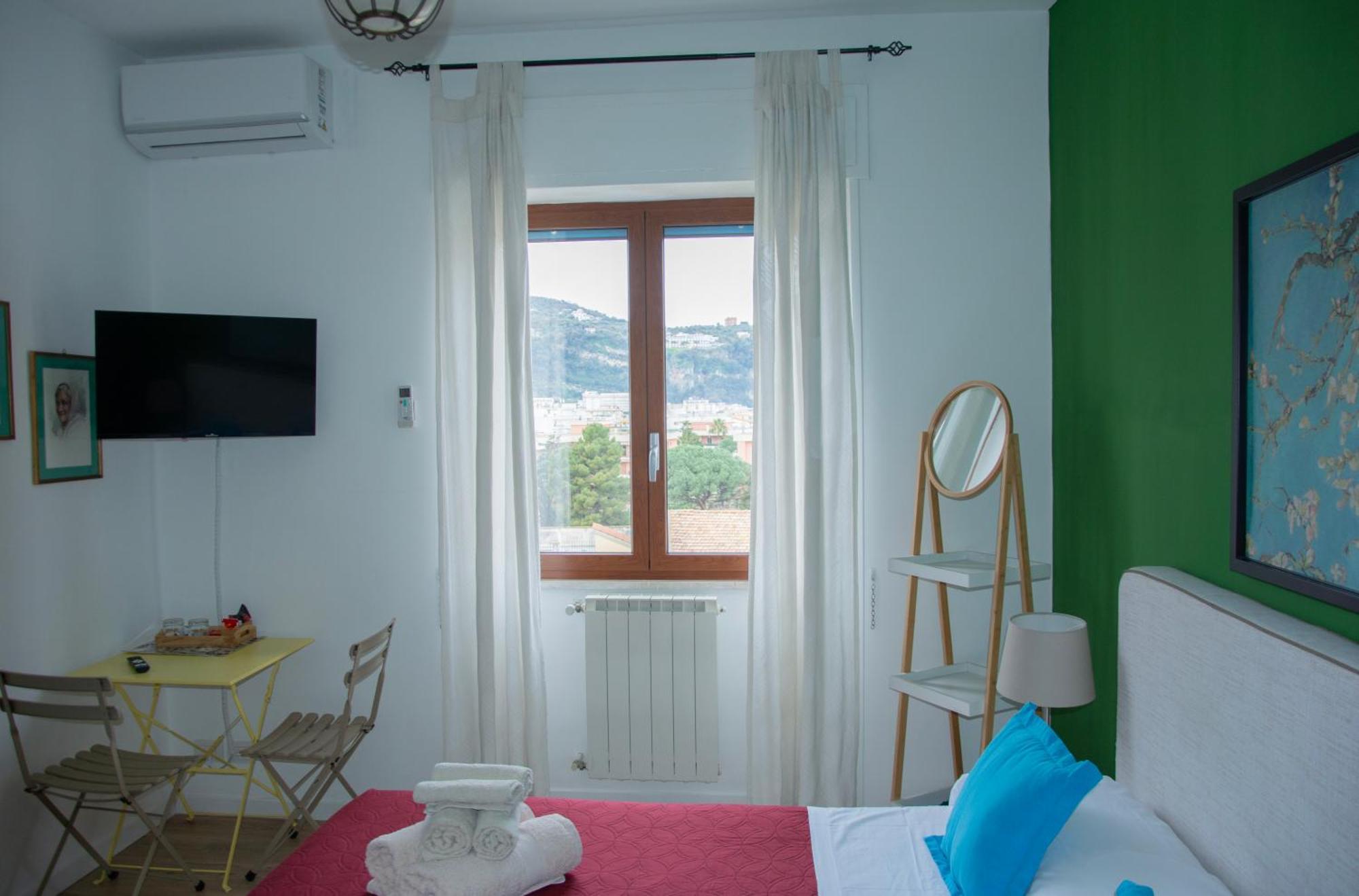 Casa Del Corso Bed & Breakfast ซอร์เรนโต ภายนอก รูปภาพ